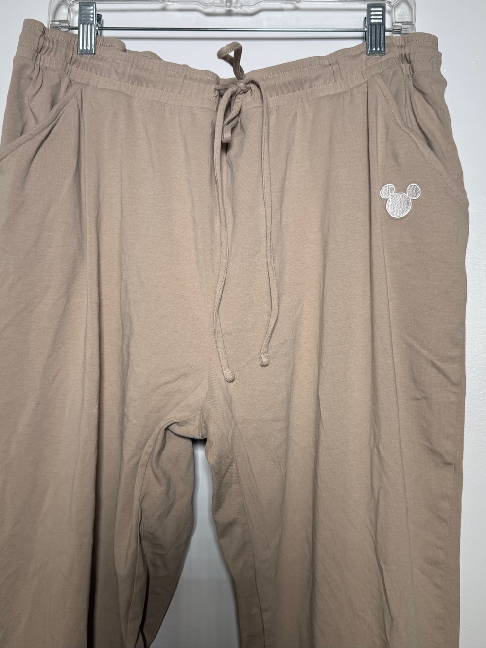 Disney Beige Men’s Drawstring Sweatpants with Embroidered Mickey Detail XL